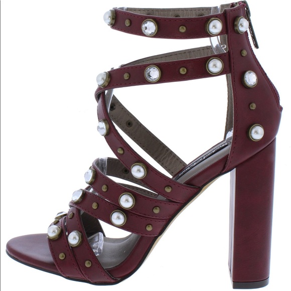 Skye - Picture 2 of 4